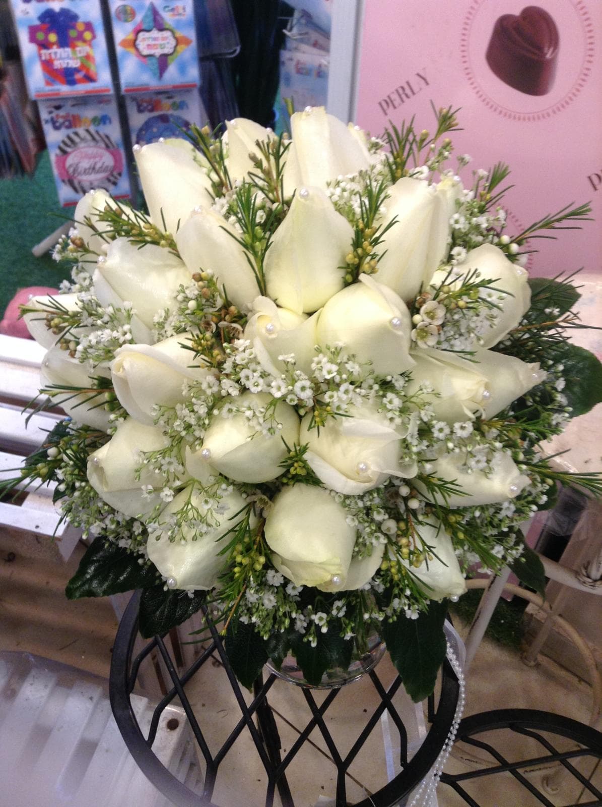 זר כלה ורדים בנגיעות תפרחת