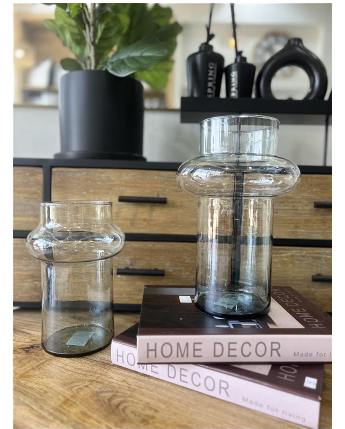 אגרטל וזה לונה זכוכית